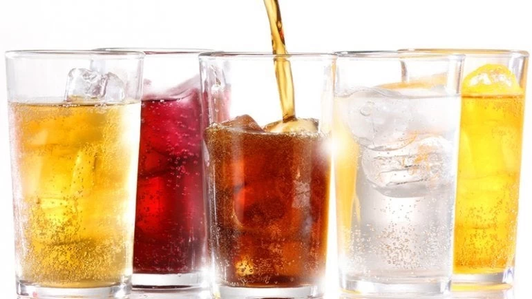 Πώς η κατανάλωση αναψυκτικών συνδέεται με την πρόκληση εγκεφαλικού;